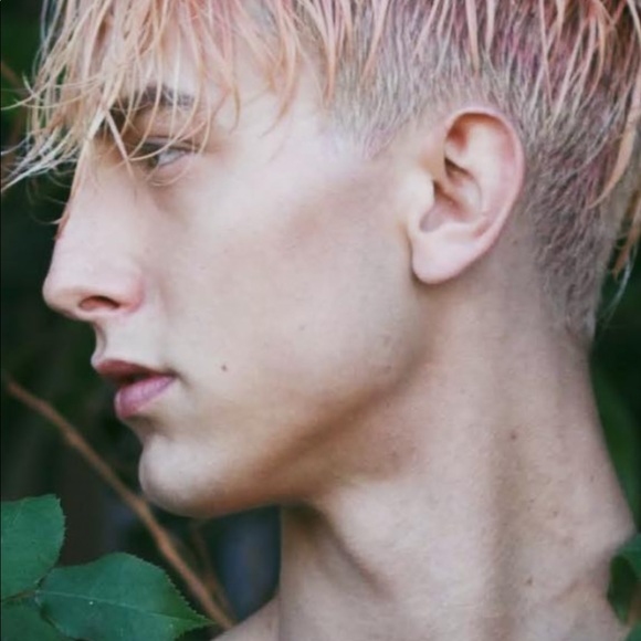 HI! I’m Jeremy Lynn! - Picture 3 of 3